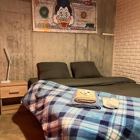 Moonlight Hostel Lviv Exterior foto